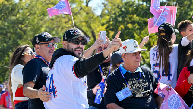 Texas Rangers starting pitcher Martin Perez, who spent nine seasons with the club, has signed a one-year, $8 million contract with the Pittsburgh Pirates.